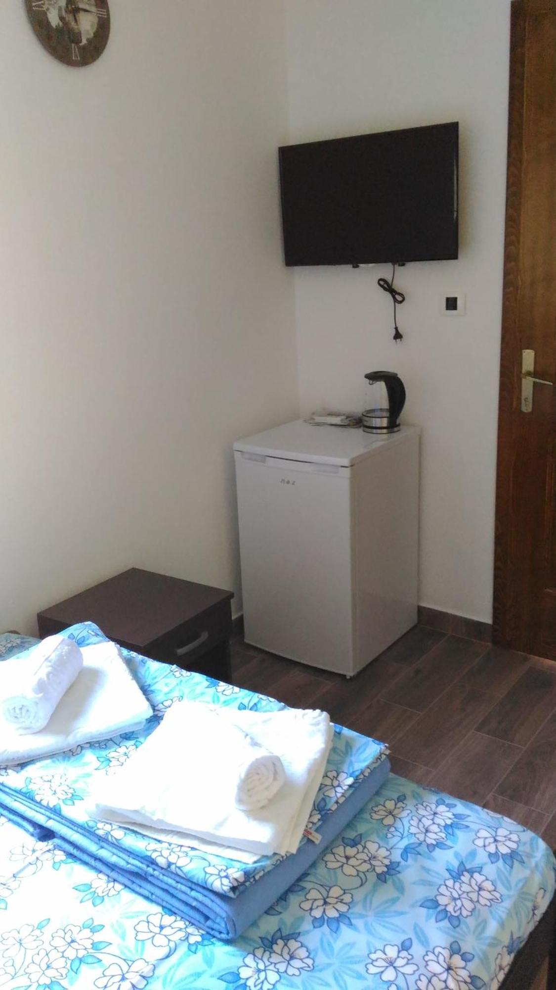 Apartment Mond Virpazar Bagian luar foto