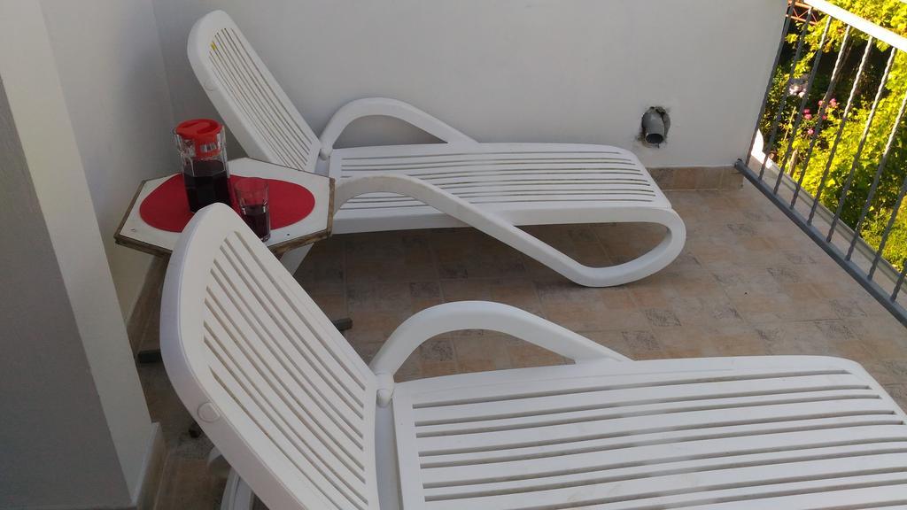 Apartment Mond Virpazar Bagian luar foto