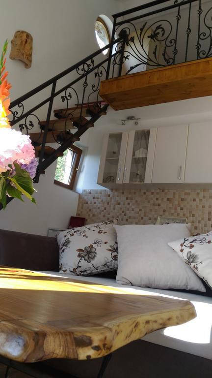 Apartment Mond Virpazar Bagian luar foto