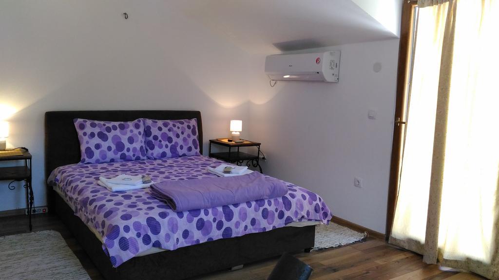 Apartment Mond Virpazar Bagian luar foto